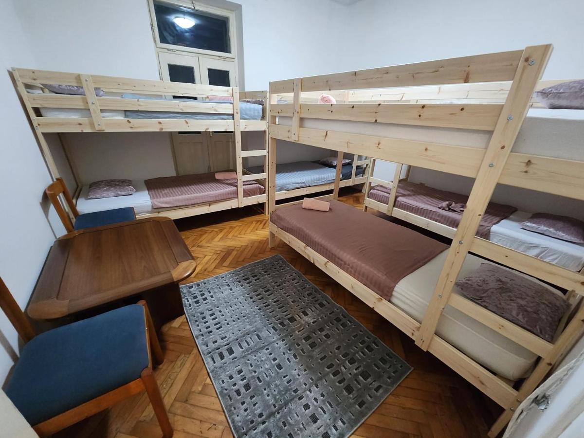 Hostel Queen Centar Спліт Екстер'єр фото